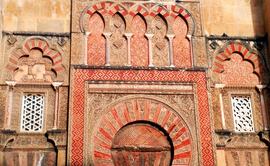 From Seville: Full-Day Essential Córdoba Tour - Lunch time and free time in Córdoba, what you can realistically do
