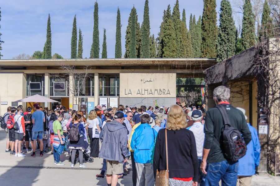 From Seville: Granada Day Trip Alhambra and Albaycin - Charles V Palace and the surrounding sights: when your options change