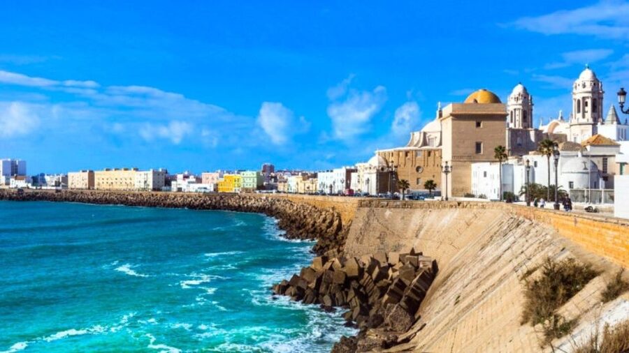 From Seville: Private Day Trip to Cádiz with Guide - Weather, Shoes, and Comfort Tips That Make the Day Better