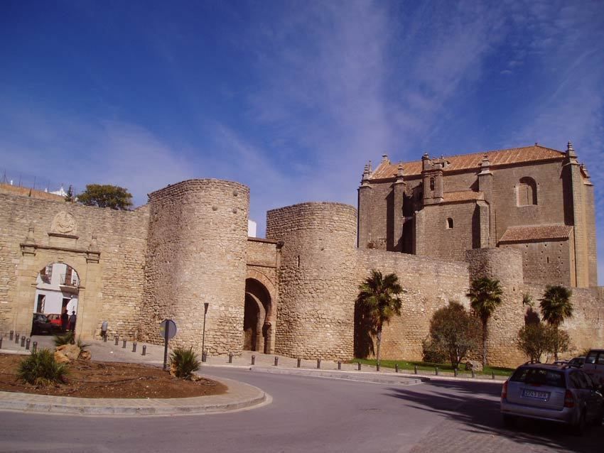 From Seville: White Villages and Ronda Full-Day Trip - Ronda on Foot: Old Bridge, Felipe V, San Miguel, Mudejar Tower, and Casita de la Torre