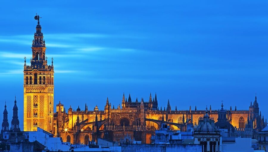 GERMAN SPEAKING E-BIKE TOUR (MOTHER TONGUE) | SEVILLE - Meeting at C. Castilla 15, Close to Triana Bridge and Triana Market