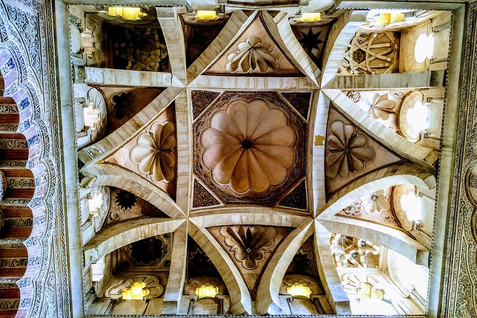 Guided tour: discover the 2 great monuments in Córdoba: Mezquita and Alcázar. - Timing, location, and how to plan your day