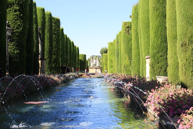Guided tour: discover the 2 great monuments in Córdoba: Mezquita and Alcázar. - Mosque-Cathedral stop: Patio de los Naranjos and the layered Umayyad-to-Christian story