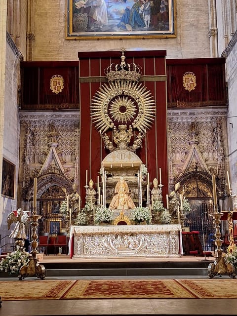 Guided tour in the Cathedral of Seville - The mosque remains and the Giralda connection you can walk through