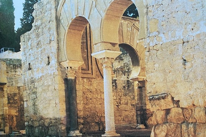Guided tour of Medina Azahara in Spanish with Bus. Official Guides - Price and value: what $41.80 buys you