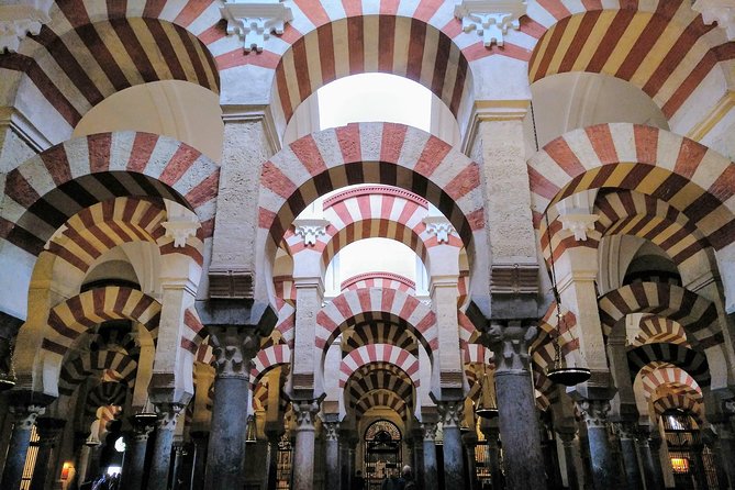 Guided tour of the Mosque-Cathedral of Cordoba in Spanish - A 75-Minute Plan For Reading Córdoba’s Most Iconic Building