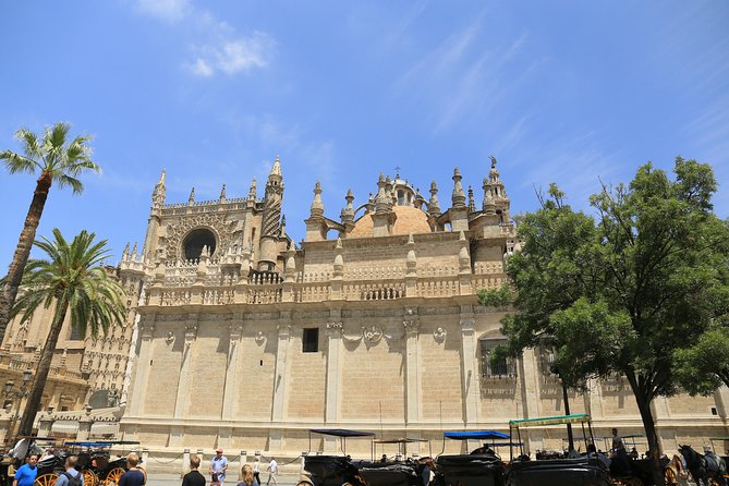 Guided Tour Sevilla Cathedral - Seville Cathedral and Giralda in 90 minutes of real focus