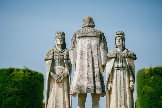 Guided visit to Alcazar de los Reyes Cristianos with admission - Getting to the meeting point without stress
