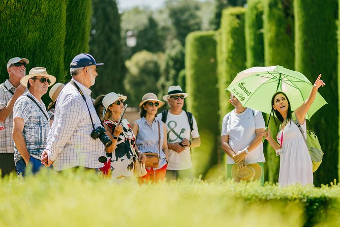 Guided visit to Alcazar de los Reyes Cristianos with admission - Language, group size, and how to fit it into your day