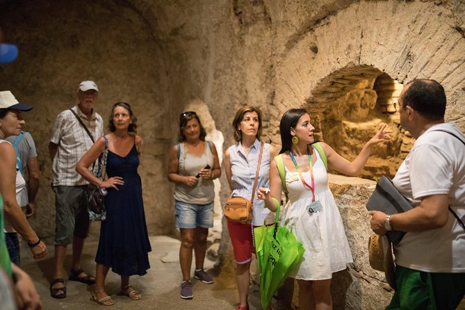 Guided visit to Alcazar de los Reyes Cristianos with admission - Should you book this guided Alcázar de los Reyes Cristianos visit?