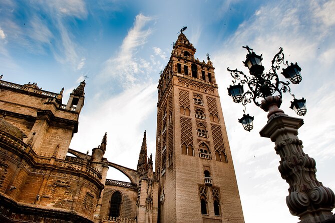 Horse and Carriage Sightseeing Tour in Seville - Plaza del Triunfo to the Alcázar, where Seville feels royal