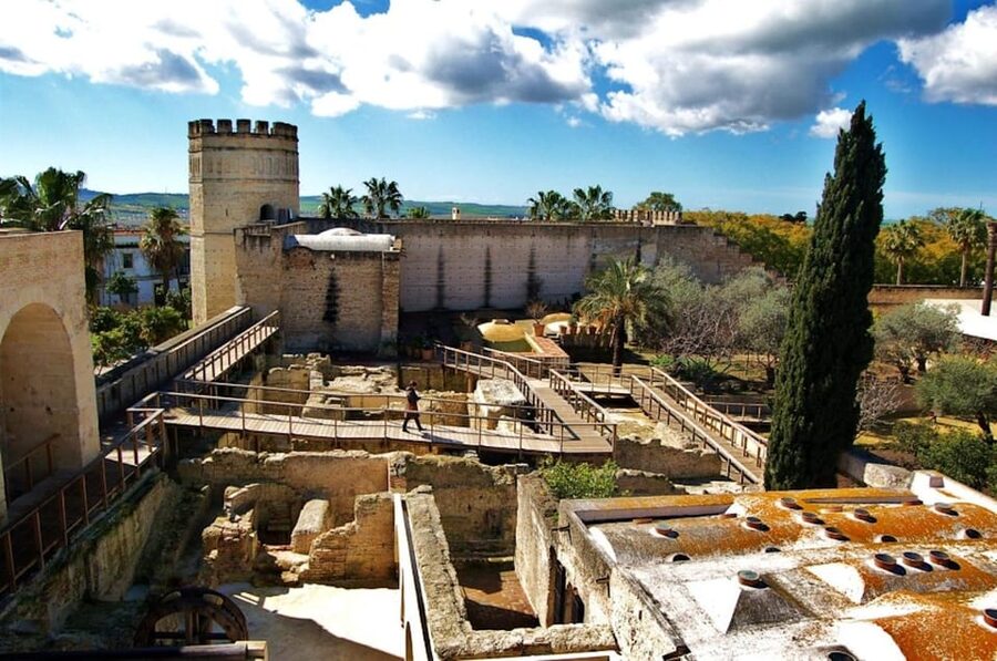 Jerez: City Guided Tour and the Alcazar - Why the Alcázar works so well with a short Jerez walking route