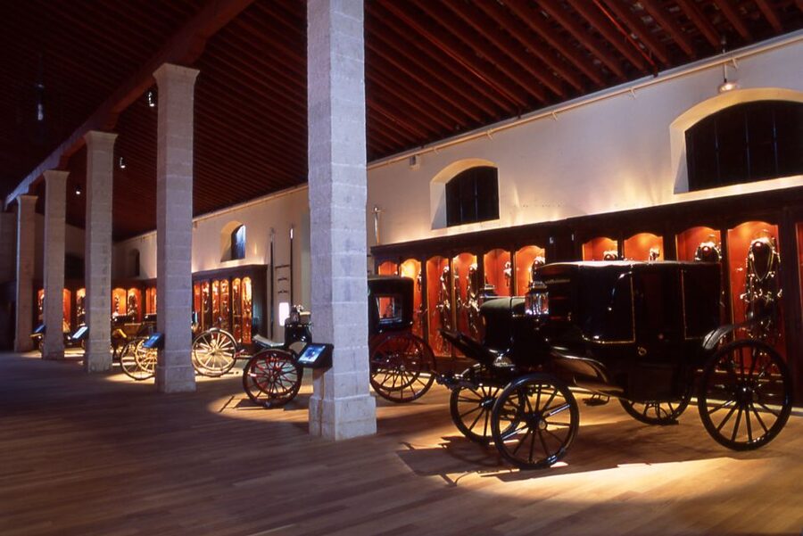 Jerez de la Frontera: Andalusian Horse Dance and Museums - Saddlery, harnesses, and the details that explain the movement