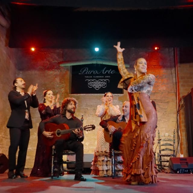 Jerez: Flamenco Show and Menú at Tablao Puro Arte 2025 - Key things that matter at Tablao Puro Arte