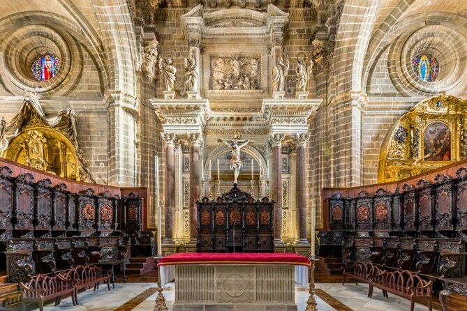 Jerez Walking Tour with Alcazar and Cathedral Entrance - A two-hour Jerez walk that ties sherry, flamenco, and power to real places