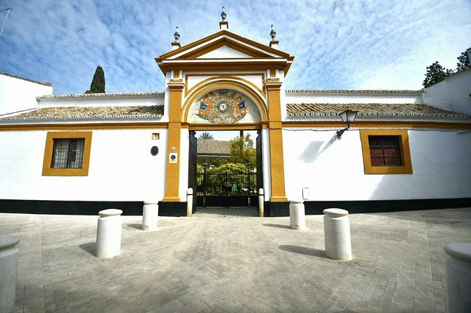 "Las Dueñas" Palace ticket + Audioguide - How to enjoy the audio guide experience (and avoid the common pitfalls)