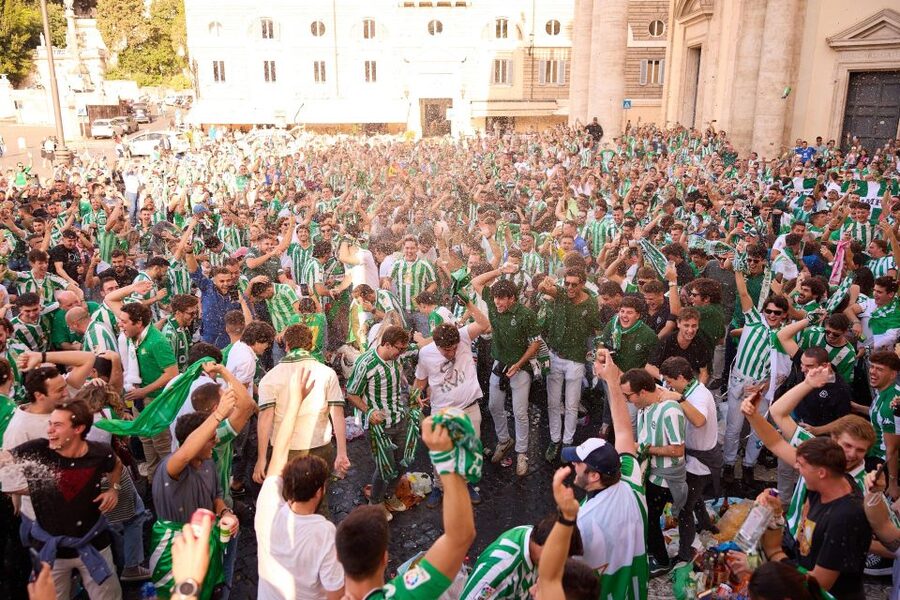Live Real Betis football matches & atmosphere with local fan - Quick Takeaways