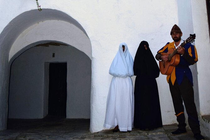Marimantas. Private guided and sung tour. Vejer of Legends. - The monuments and streets you will pass (and what to notice)
