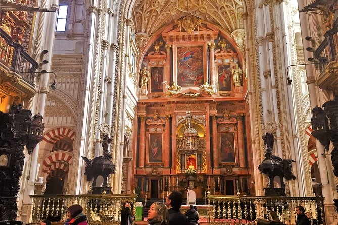 Mosque-Cathedral, Alcazar & Jewish Quarter with Tickets - La Judería walk: synagogue stop, Arabic market notes, and Maimonides