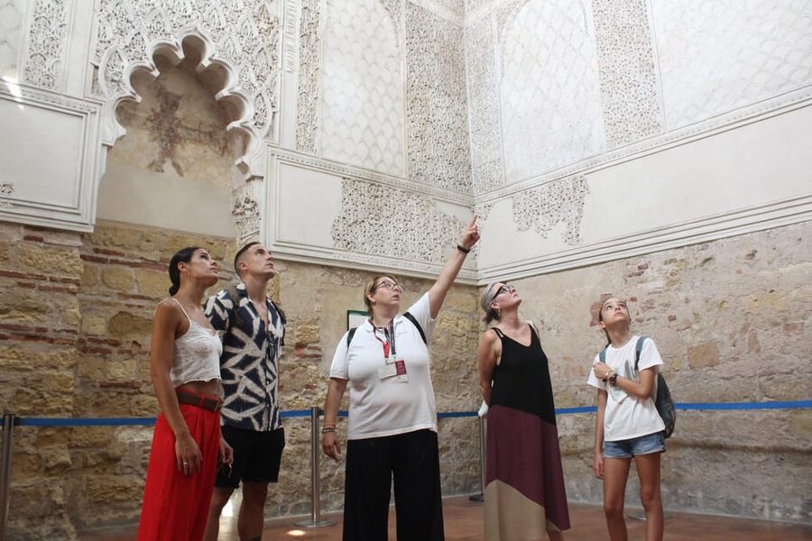 Mosque-Cathedral of Cordoba and Jewish Quarter Tour - Why the Mezquita-Cathedral and Jewish Quarter belong together
