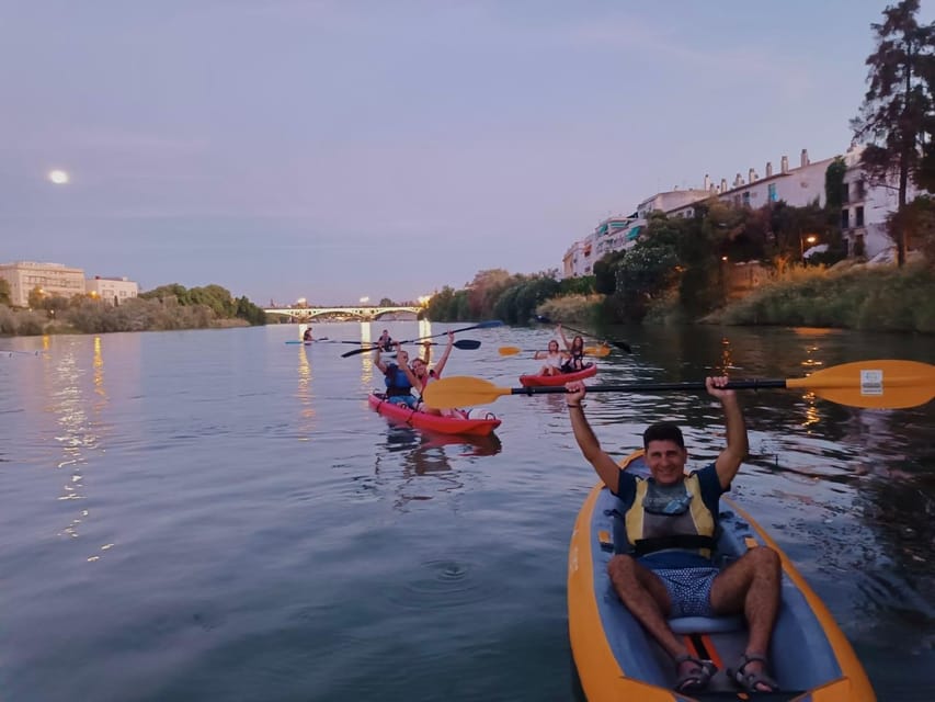 Night Kayak: Historic Seville, Triana and La Cartuja - The quick paddling intro, safety setup, and how the calm water helps you relax