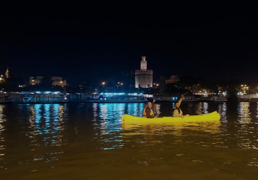 Night Kayak: Historic Seville, Triana and La Cartuja - Getting to the river: Triana’s meeting point and what to look for