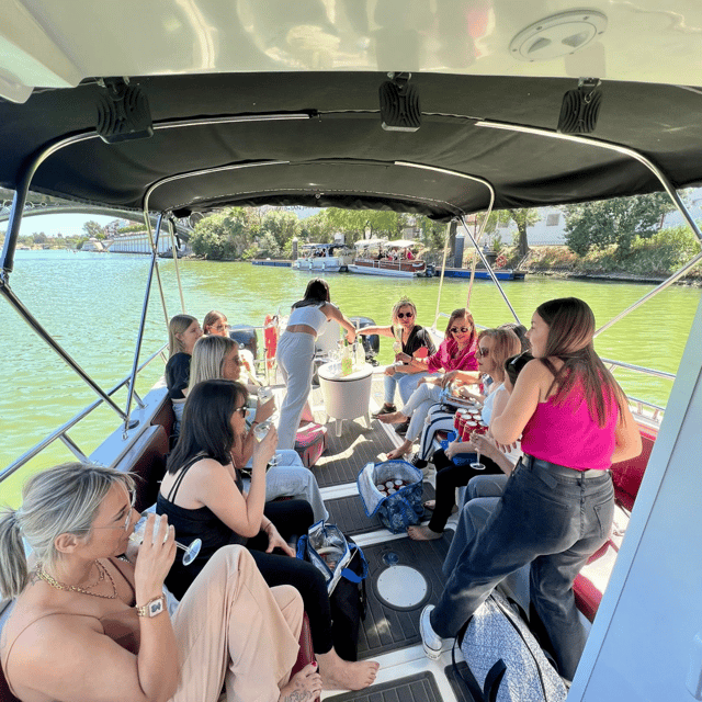 Private boat trip on the Guadalquivir - Plaza de España to the Bridge Chain, then Expo 92 Energy