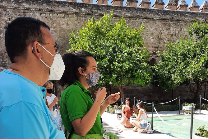 Private guided tour of the Alcazar de los Reyes Cristianos - Gardens and towers: the best part of looking slowly