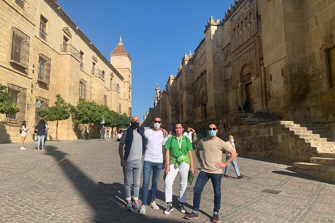 private guided walking tour of the historic center of Córdoba - Roman Bridge, bridge gate, and the trio that guards the past