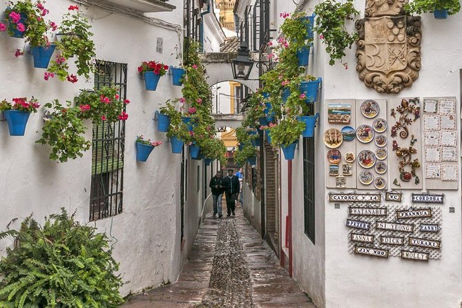 Private tourist route in Córdoba - The core highlights: Mosque-Cathedral, Jewish quarter, and the bridge vibe