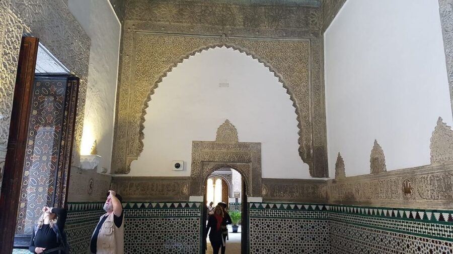 Royal Alcázar of Seville Skip-the-Line Guided Tour - Patio de Doncellas: Where the Tour Gets Its Most Focused Moment