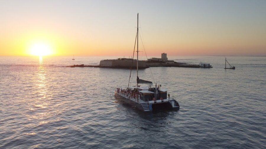 Sancti Petri: Sunset Catamaran Cruise - Cádiz Bay Natural Park, seen the way the bay was meant to be seen