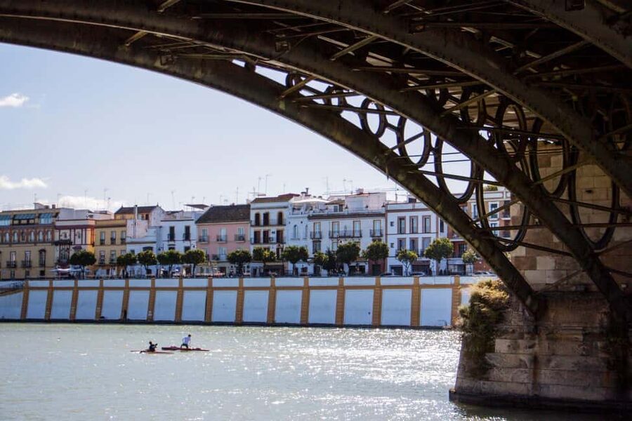 Secret Food Tour Seville - Drinks included, from beer and vermut to tinto de verano and hot chocolate