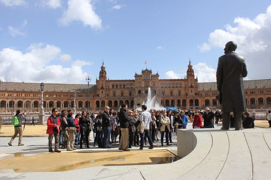 Secrets of Maria Luisa Park and Plaza de Espana - Why Maria Luisa Park + the 1929 plazas feel different