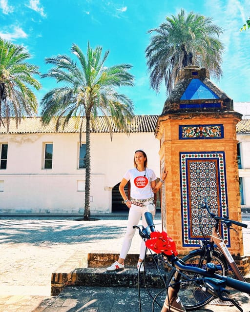 Sevilla: 100% Nederlandstalige Highlights Tour op E-BIKE - Triana and Plaza de Toros, seeing another side of Seville