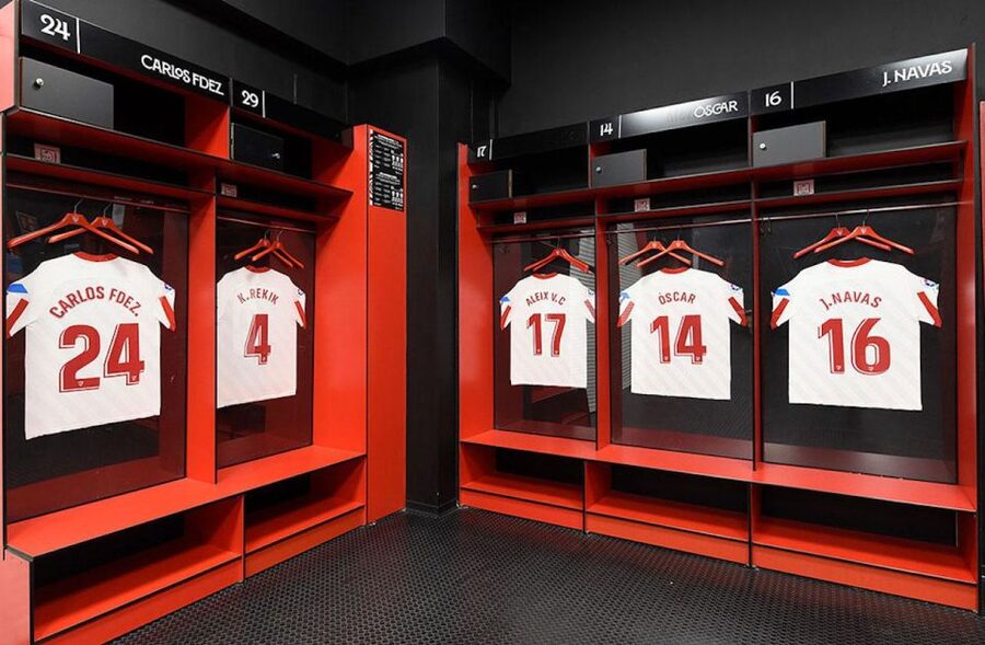 Sevilla: Ramón Sánchez Pizjuán Stadium Entry Ticket - Jerseys, Photos, and Trophies: How to Make the Most of the Exhibits