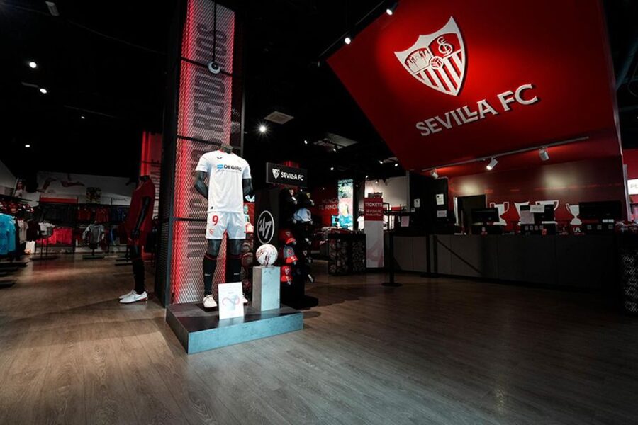 Sevilla: Ramón Sánchez Pizjuán Stadium Entry Ticket - Audio Guide App: You Control the Pace, and You Get Multiple Languages
