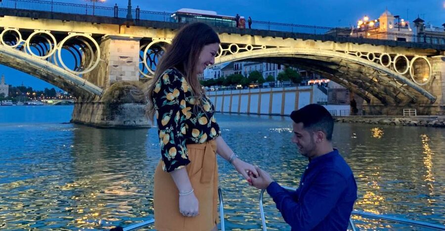 Sevilla: Romantic Boat Ride - Quick, practical tips to make your night smoother