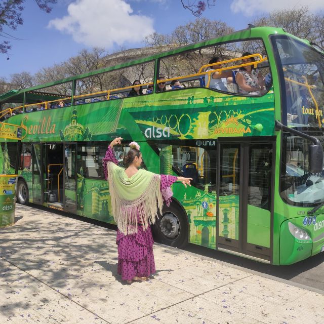 Seville: 2-Day Hop-on Hop-off Bus Ticket - Santa Cruz and Triana walking tours, what they add to the bus views