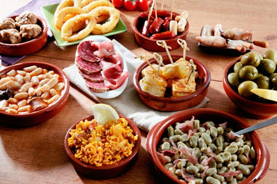Seville: 3-Hour Tapas Tour by Bike - The 3-hour ride: what you likely see and how the guide makes it click
