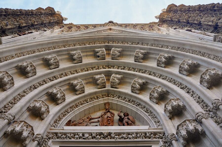 Seville: Alcazar & Cathedral Skip-the-Line Guided Tour - How long it takes, and how not to feel rushed
