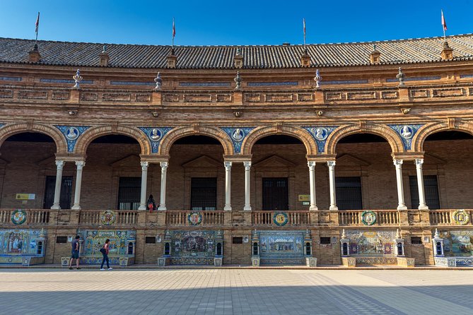 Seville & Alcazar Skip the Line from Cadiz Port (Cruisers Only) - Cathedral of Seville and Giralda orientation: quick scale, big payoff