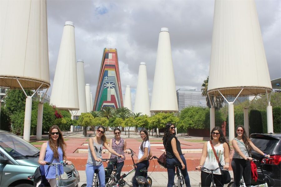 Seville: Bike Rental - Common Pitfalls, What to Check Before You Ride