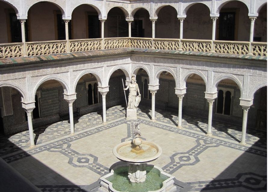 Seville: Casa de Pilatos and Condesa de Lebrija Palace Tour - Condesa de Lebrija Palace: Courtyards and Roman-Style Treasures