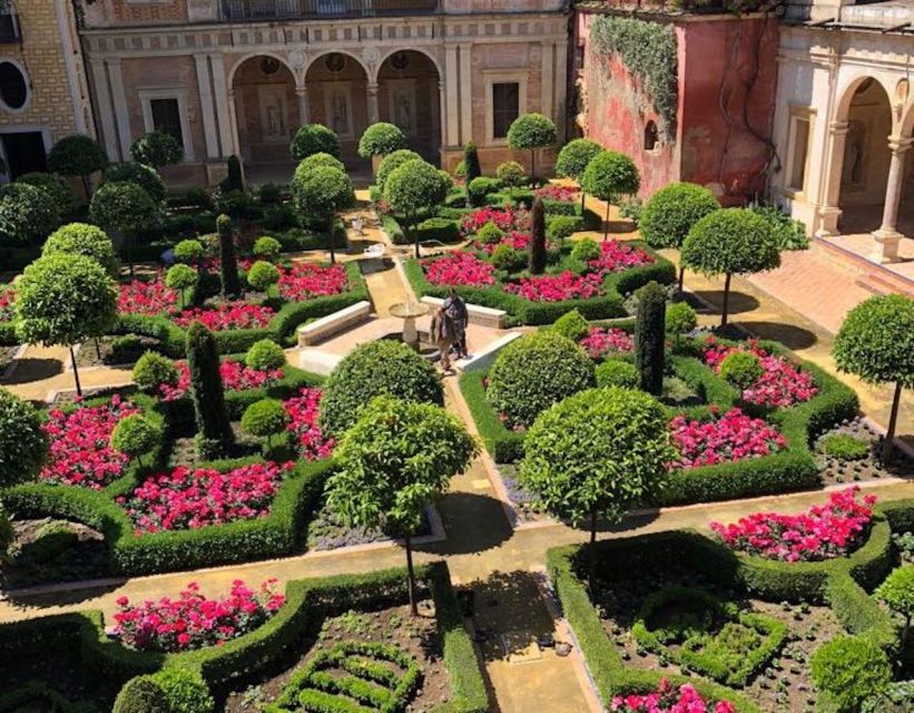 Seville: Casa de Pilatos Ground Floor Entry Ticket - Chapel of Flagellation: the most striking architecture crossover