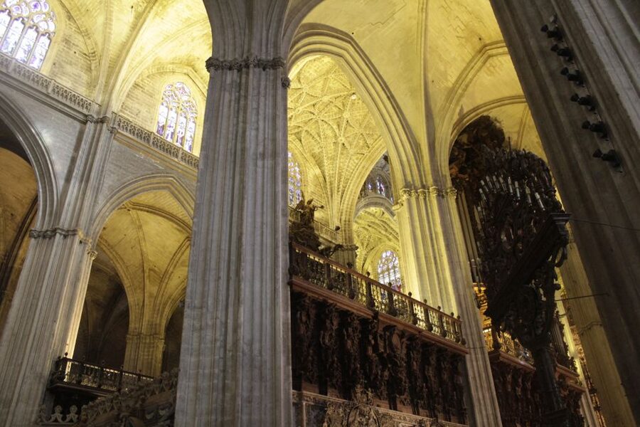 Seville: Cathedral 1-Hour Guided Tour - Skip-the-line entry, and why it changes the whole feel