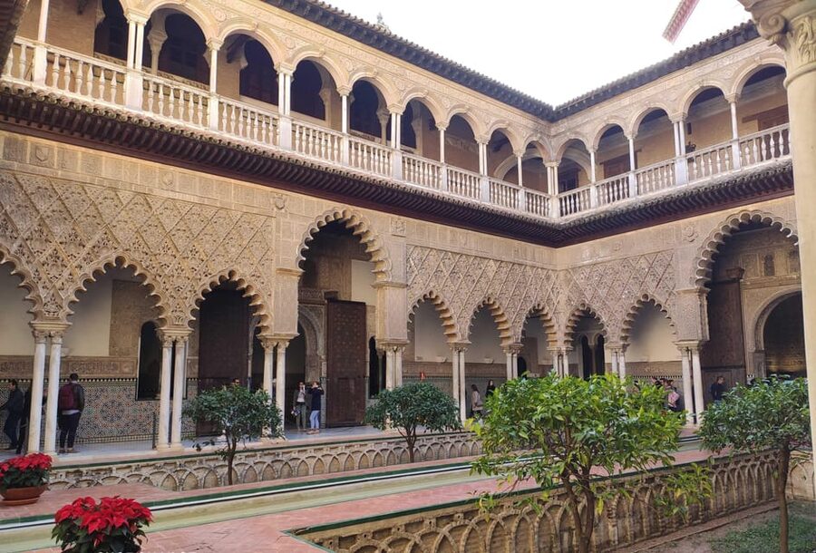 Seville: Cathedral & Alcázar Guided Tour with River Cruise - Should you book the Seville Cathedral and Alcázar plus River Cruise?