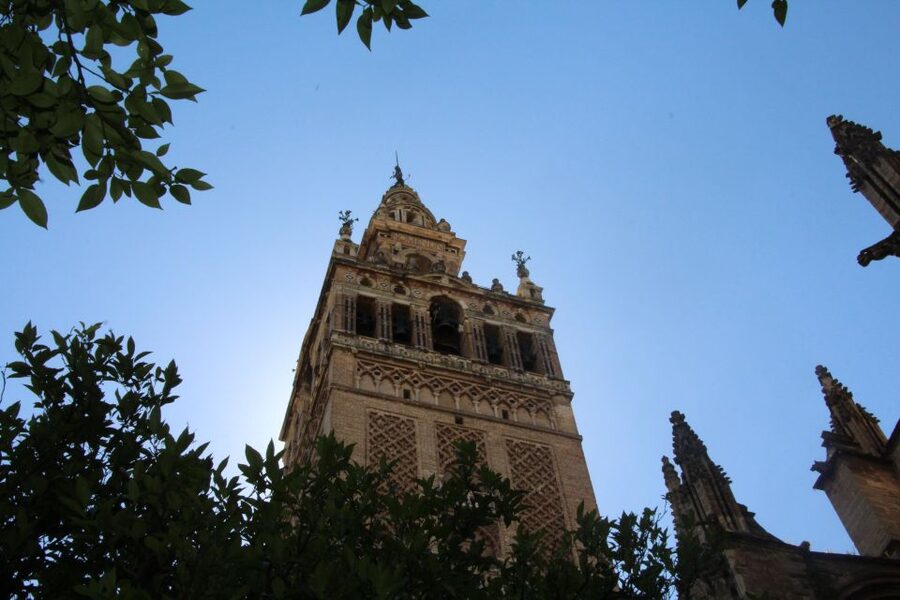 Seville: Cathedral and Giralda Skip-the-line Guided Tour - Price and Logistics: Does $38 Really Match the Value?