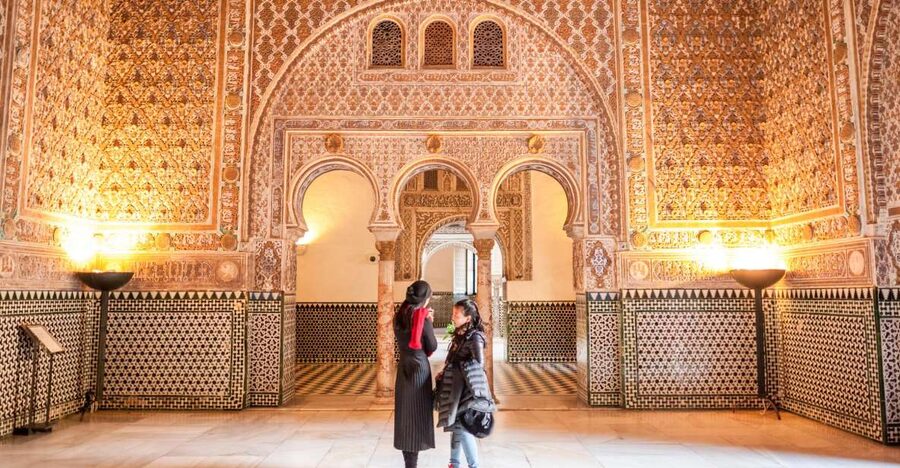 Seville: Cathedral, Giralda & Alcazar Entry With Guided Tour - Should You Book This Tour?