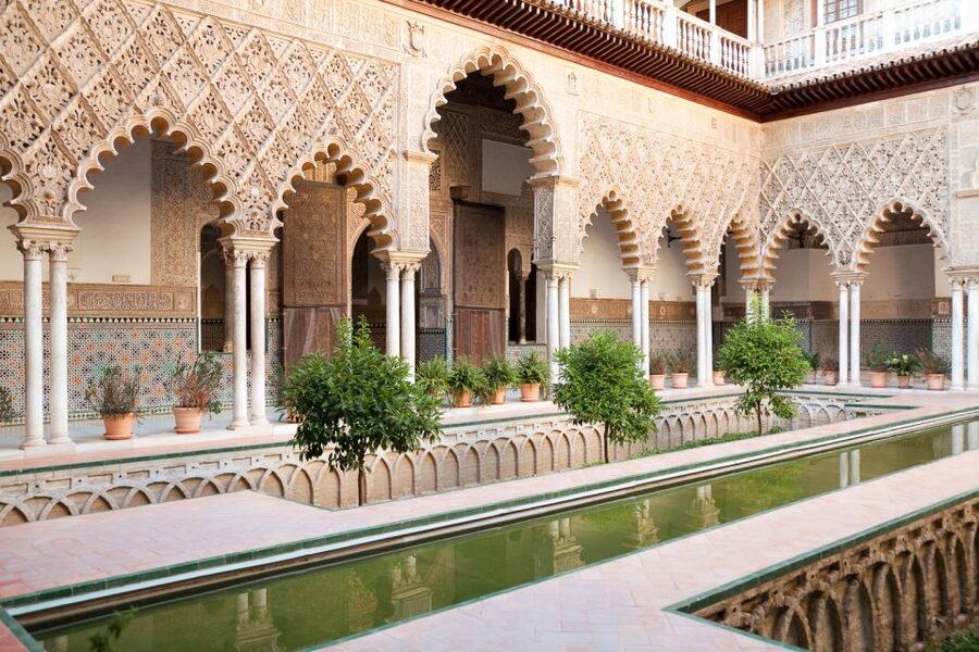 Seville: Cathedral, Giralda & Alcazar Entry With Guided Tour - Cost for $65: Is This a Good Value for 2.5 Hours?